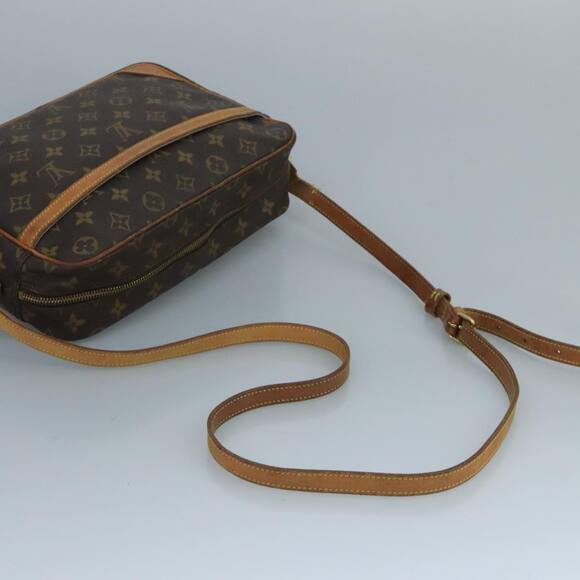 LOUIS VUITTON Monogram Trocadero 30 Shoulder Bag M51272 - Picture 8 of 13